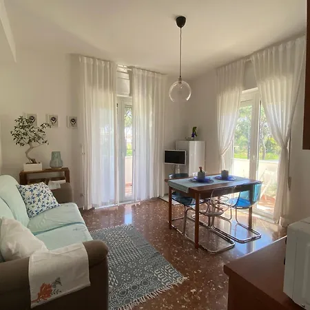 Apartment Confortevole Tra E Pinete